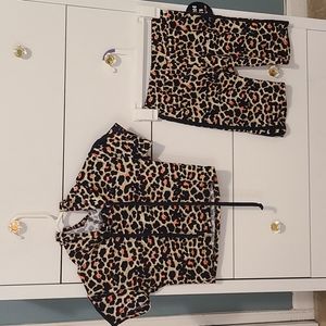 Two Piece Set, Juego de Dos Piezas